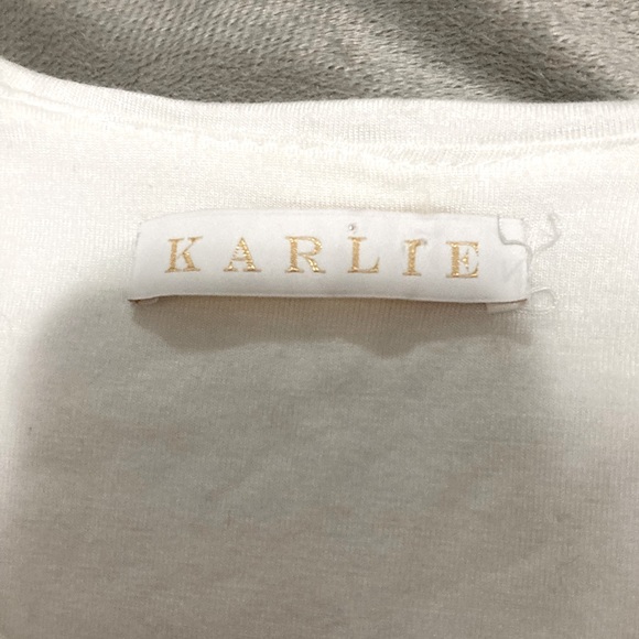 White Low Cut V-Neck Longsleeve Bodysuit - Picture 2 of 3